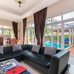 Rawai Private Villas - Pools And Garden