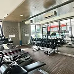 Hi-Ended Studio 28Sqm Fully Furnished Apartment