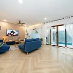 Patong Pool Villas