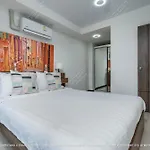 Modern Mbc Condo Near The Beach