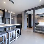 Citygate 2Br Condo B605-6
