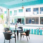Abby\'S House Hotel