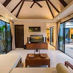Tulip Pool Villa In Rawai