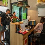 Patong Poshtel (Adults Only)