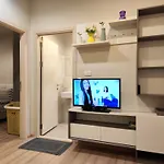 2 Floor - The Base Downtown Condominium Next To Central Shopping Mall