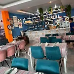 Kiwi Boutique Hotel
