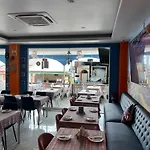 Kiwi Boutique Hotel