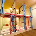 Sleepy Station Hostel