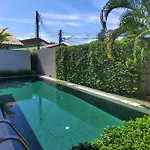 E Villa Near Bangtao Beach ,普吉高端社区邦涛区度假村私人泳池别墅