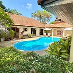 Coconut Paradise Holiday Villas