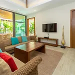 Beautiful Pool Villa Near Rawai Beach