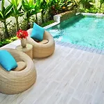 Beautiful Pool Villa Near Rawai Beach