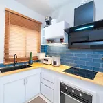 Baan Promphan Premium