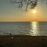 2 Bedroom Beachfront Apartment With Sea Views