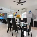 3Br Villa Marine With Private Pool, Waterfalls In Naiharn Beach