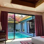 Lris Villas