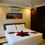 4-5 Bedroom Villa At Kamala Beach, Pool