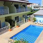 Baan Chaylay Resort