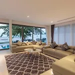 Do You Want Luxury Sea Views With Beach Access V38