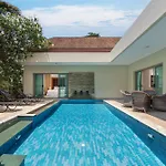 Villa Bond| 3 Bedrooms | Private Pool | 3 Min To Naiharn Beach