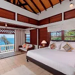 Baan Khunying – Secluded Phuket Beachfront Villa