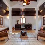 Baan Khunying – Secluded Phuket Beachfront Villa