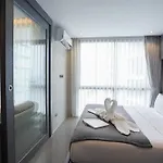Kamala Serviced Apartment, 600M To Kamala Beach P410