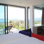 07 - Luxurious Haven With Mesmerizing Views