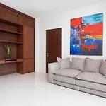 2Br Miami-Style Pool Villa In Kamala, Villa Janine