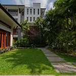 Modern Beachfront Apartment Naithon Beach