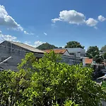 Ellie House Phuket Old Town