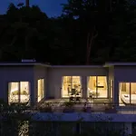 The Tree Seaview And Quiet Surrounded By Trees 75Smetre
