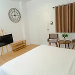 Roomquest Phuket Patong Beach