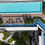 Sky Park Laguna 1Bdr Lake View