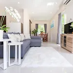 1 Bedroom Villa In Rawai - V19 T