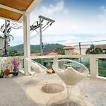 Apartment 1 Bedroom In Naiharn T