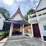 Moonlight Panorama Seaview House By Resava