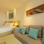 Sea View Beach Bar 5 Dinning Beach Front F4 C114