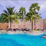 Kata Beach Guesthouse-The Beach Condo