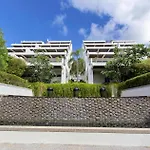 Dahlia 2 Bedroom Amazing Seaview