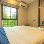 Gym Sauna Beach Everything Walking Distance C117