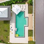 5 Bdr 18 Meter Pool Villa In Laguna Phuket