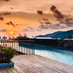 Deck Condo Private Apartment By Lofty