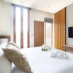 卡塔半山海景别墅villa 1
