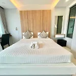 1 Bedroom Near Beach - At The Tree
