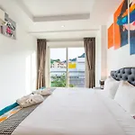 芭东精装两卧公寓 近马林夜市 芭东海滩