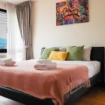Friendly Townhouse Laguna Park