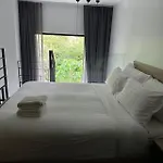 Utopia Naiharn