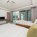 Elm Pool Villa