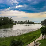 Cassia Residences Sea View